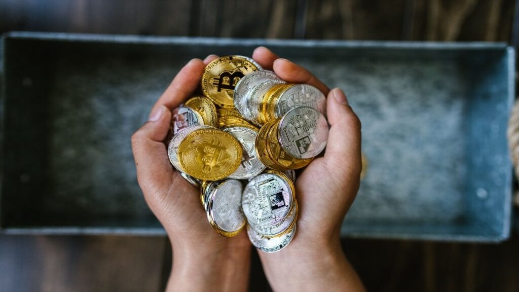 Bitcoin Treasuries Are Ticking Time Bombs as Leverage Hits Record Rates, Warns Capriole’s Charles Edwards Bitcoin Treasuries Are Ticking Time Bombs as Leverage Hits Record Rates, Warns Capriole's Charles Edwards
